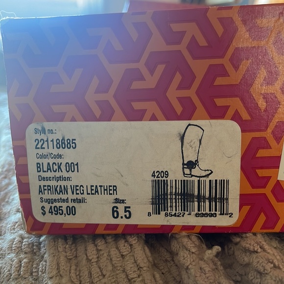 Black Tory Burch Riding Boots: Size 6 - Picture 2 of 5